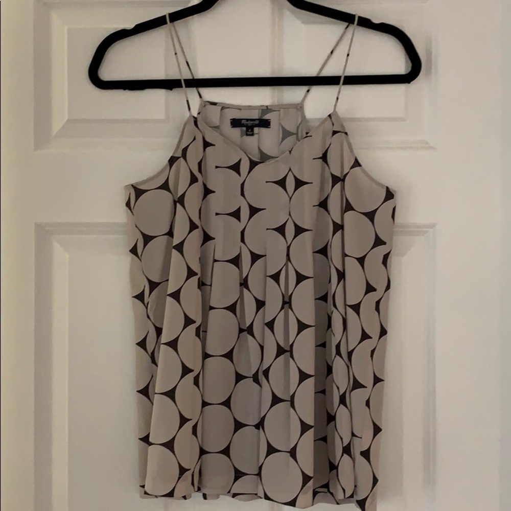 Madewell 1937 Sleeveless Flowy Silky Top with Gray
Circles